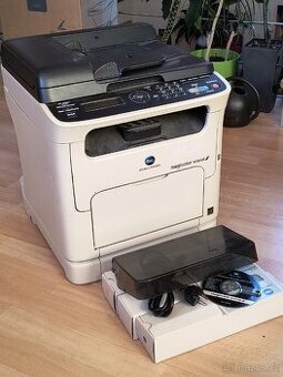 Multifunkční barevná laserová tiskárna