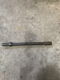 Praga V3S - poloosy 1. a 2. zadní nápravy