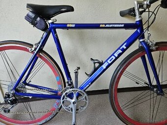 Silniční kolo FORT