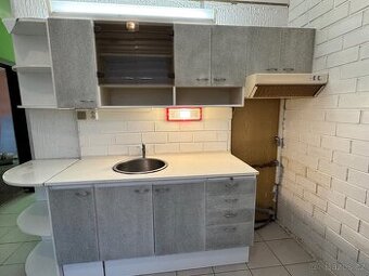 Použita kuchyňská linka