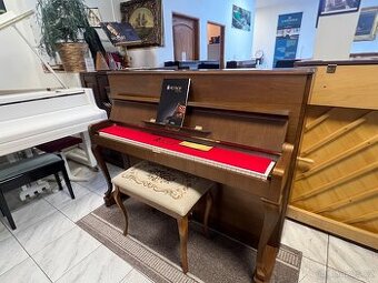 Petrof se zárukou 2 roky, doprava zdarma. Včetně židle