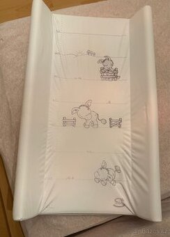 Přebalovací podložka s pevnou vložkou