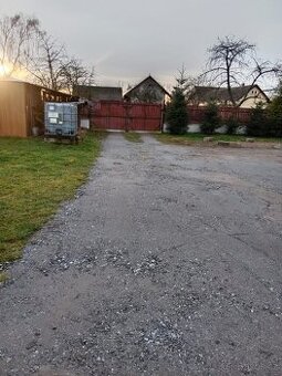 Pronájem oplocené plochy 350-400m2 - 1