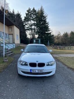 BMW E87