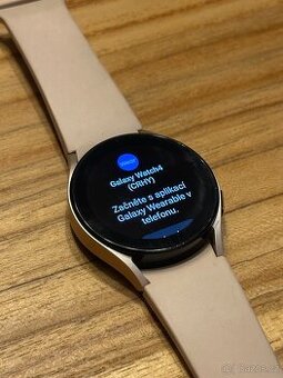 Samsung Galaxy Watch 4 44mm Stříbrné 2