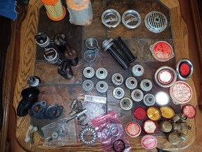 Díly Jawa ČZ kyvacka panelka california sportka pérák pařez