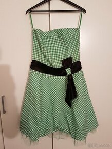 Krásné zelené šaty s šifonovou sukní - 1