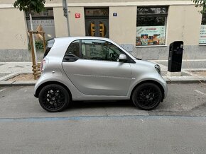 SMART EQ / NOVÝ MODEL / LED / DPH / RYCHLONABÍJENÍ