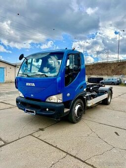 Avia D120