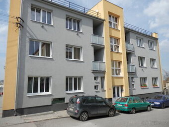 Prodej bytu 1+kk o rozloze 24 m2, Kladno