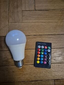 Led žárovka RGB