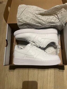 Nike Air Force 1 '07 vel. 40, stélka 26 cm.