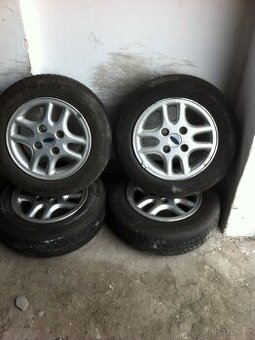 4letni pneu+disk,165/70R13