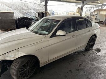 BMW F30 320i 2013 N20B20a 135kW Alpinweiss