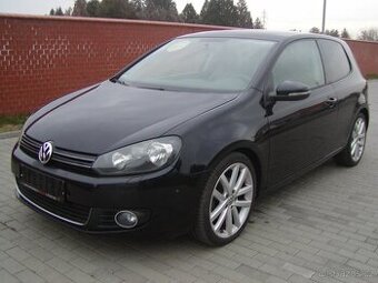 Volkswagen Golf VI 2.0TDi Highline, Výborný stav
