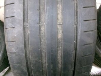225/40 R18 DUNLOP (cca 4mm) č.15730/g