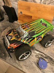 RC model terénního vozu. Je jako novy. - 1