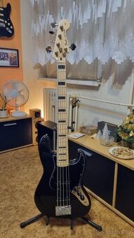 Prodám Fender Affinity ACT Jazz Bass V BKM