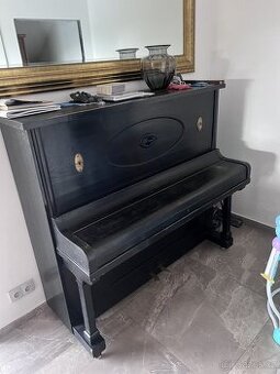 Daruji za odvoz piano