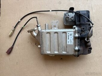 Originální EGR VW Výfukový chladič 2.0 TDI 04L131512CF