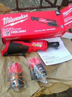 Milwaukee M12 IR38-0 Aku račna 3/8 + baterie 2Ah - 1