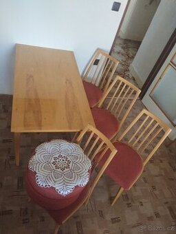 Stůl a 4x židle