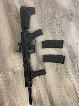 M4AR15 - Delta Armory