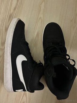 Nike kotníkove tenisky