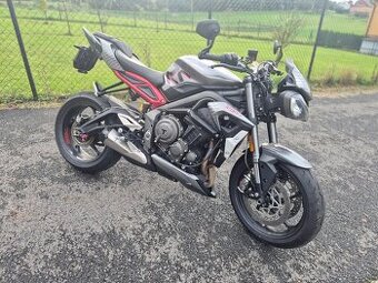 Triumph street triple 765 RS 2022