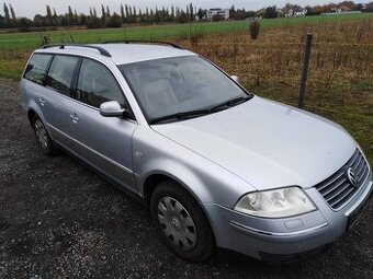 VW PASSAT KOMBI 1,9 TDi  4 X 4   NAFTA 96 KW  ZA 39000 KČ