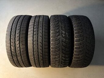 Zimní pneu Continental + Nokian 215/65R16C