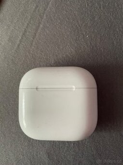 Apple AirPods 4