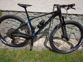 Scott Scale RČ Team - celokarbon TOP STAV