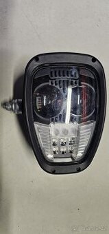 Světlomet (Světla přední )