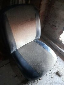 Prodám sedačku traktor