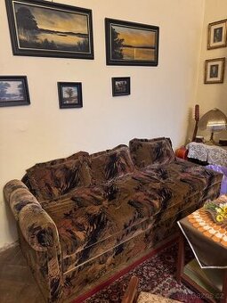 2 rozkládací gauče