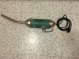 retro ruční vysavač