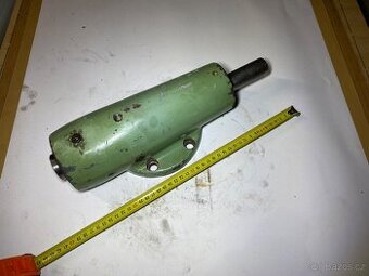 Vřeteno na frézku MK3