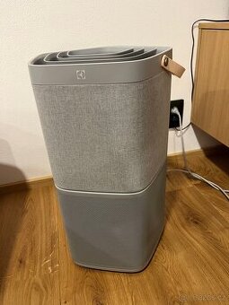 Čistička vzduchu Electrolux Pure A9