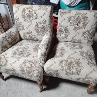 STAROŽITNÁ SEDACÍ SOUPRAVA