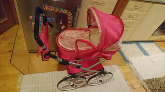 Kočárek pro panenky