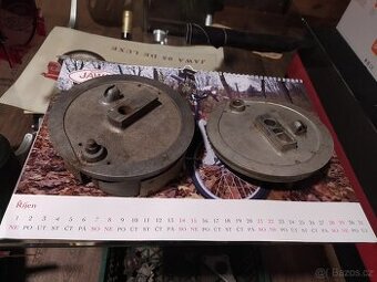 Zapuštěné štíty Jawa ČZ sport California