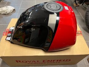 Royal Enfield Himalayan-nádrž