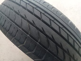 195/65 R15 ROYAL BLACK (0119)