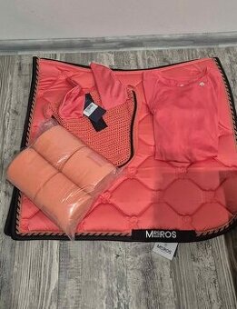 Nová sada drezurní dečka, triko, bandáže