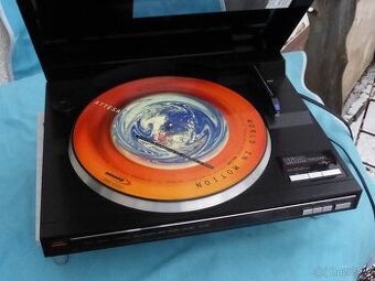 Tangenciální gramofon FISHER MT-730, made in JAPAN