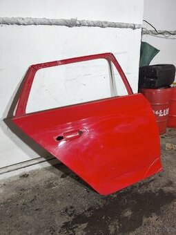 Pravé zadní dveře škoda fabia 3