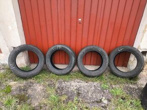 Bridgestone Dueler 215/60 R17