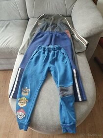 Chlapecké tepláky 5-7let.