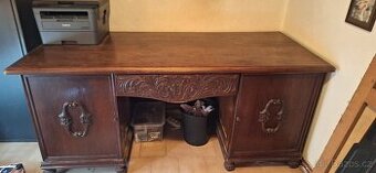 Starožitný psací stůl
